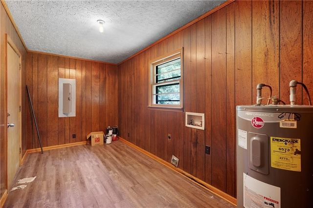168 Holcomb Road, Calhoun, GA 30701
