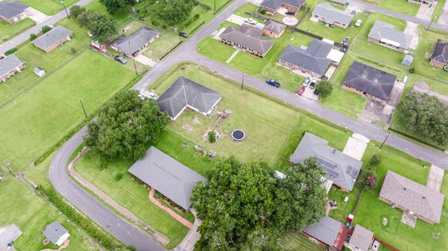 206 Glenn St, Thibodaux, LA 70301