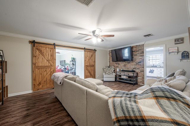 206 Glenn St, Thibodaux, LA 70301