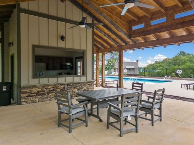 145 Pinnacle Way, Ellijay, GA 30540