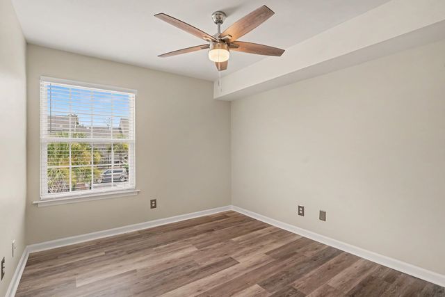 1921 Bent Grass Dr Apt F, Surfside Beach, SC 29575