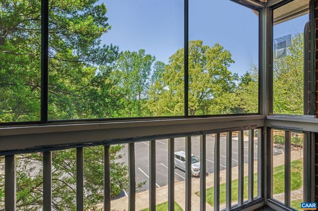 338 SOUTH PANTOPS DR, Charlottesville, VA 22911