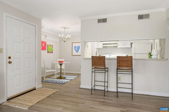 338 SOUTH PANTOPS DR, Charlottesville, VA 22911