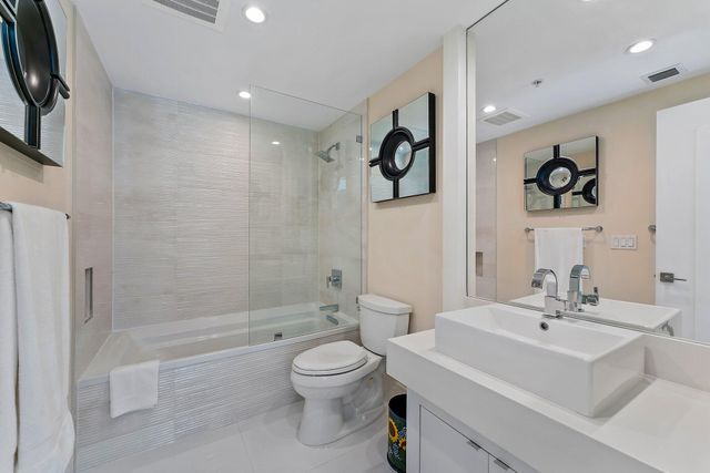 155 Ocean Avenue 502, Palm Beach Shores, FL 33404