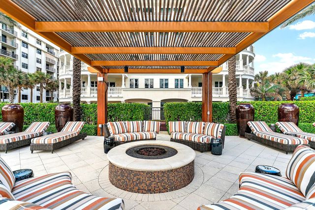 155 Ocean Avenue 502, Palm Beach Shores, FL 33404