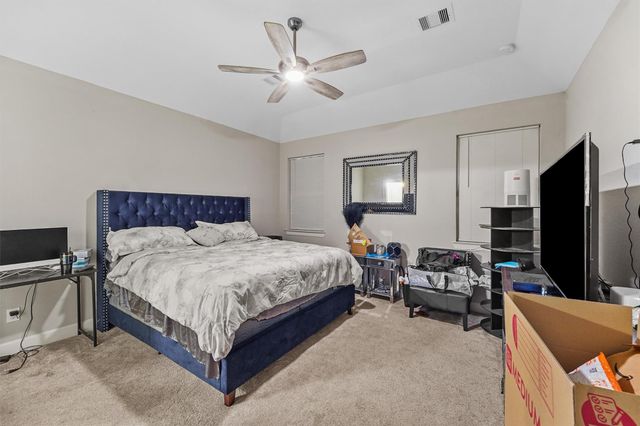 317 S Idaho Street, La Porte, TX 77571