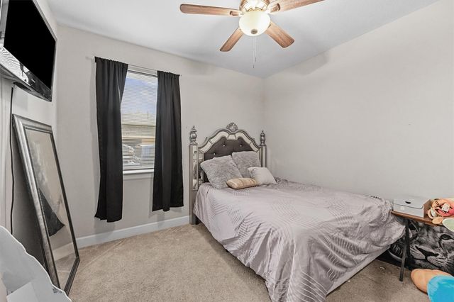 317 S Idaho Street, La Porte, TX 77571