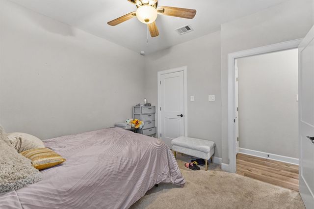 317 S Idaho Street, La Porte, TX 77571