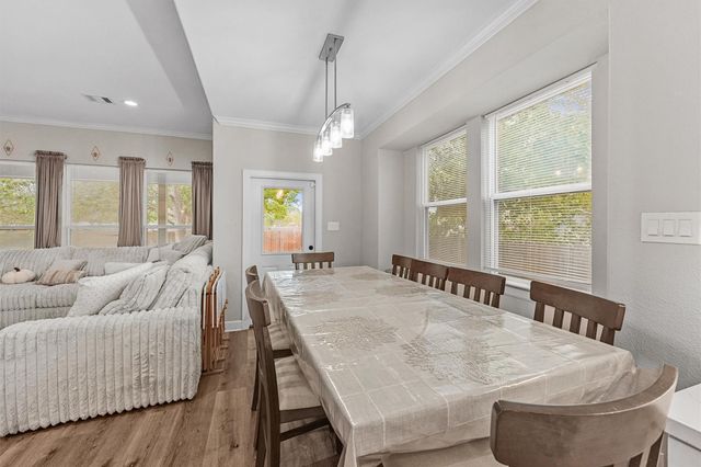 317 S Idaho Street, La Porte, TX 77571