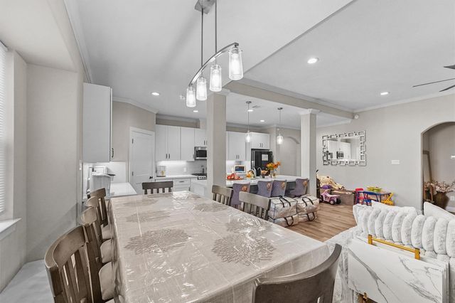 317 S Idaho Street, La Porte, TX 77571