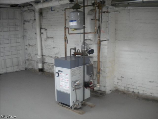 164 2nd Street NW, Barberton, OH 44203