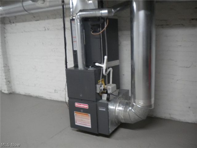 164 2nd Street NW, Barberton, OH 44203