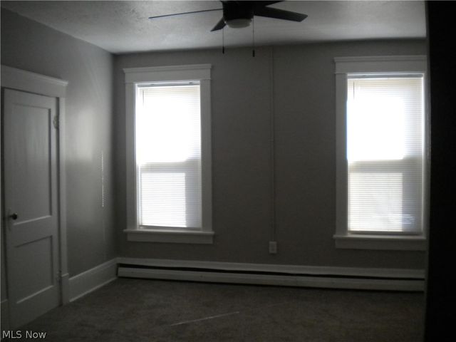 164 2nd Street NW, Barberton, OH 44203