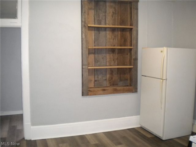 164 2nd Street NW, Barberton, OH 44203