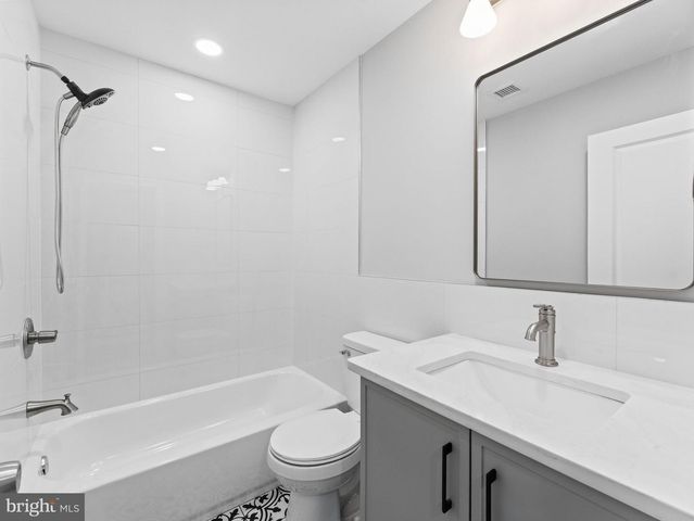1857 W CHAMPLOST ST, Philadelphia, PA 19141