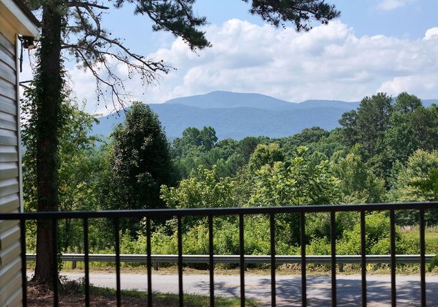69 Wintermute Drive, Blairsville, GA 30512