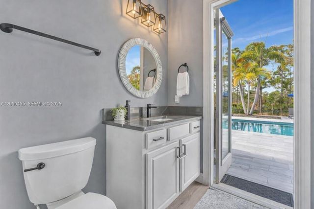 8150 SE Grassy Hollow Trl, Jupiter, FL 33458