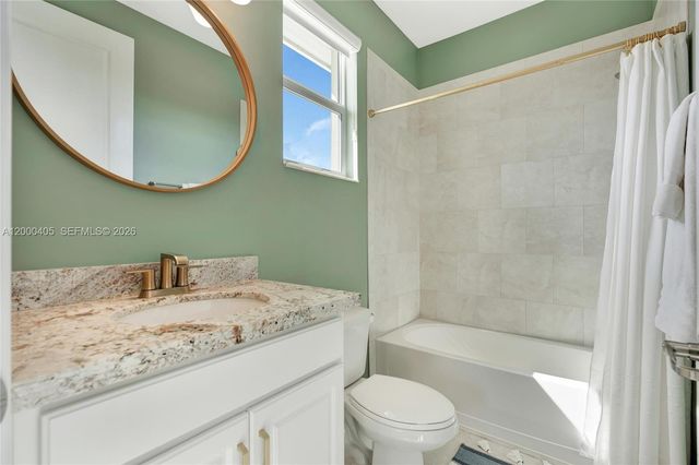 8150 SE Grassy Hollow Trl, Jupiter, FL 33458