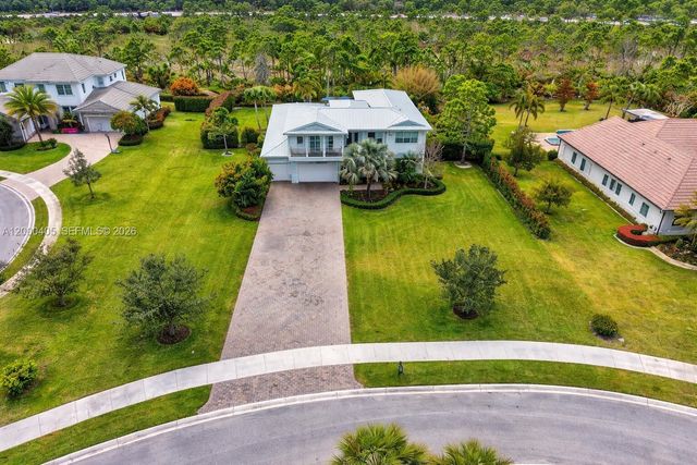 8150 SE Grassy Hollow Trl, Jupiter, FL 33458