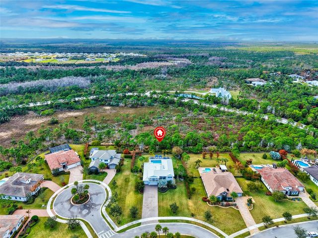 8150 SE Grassy Hollow Trl, Jupiter, FL 33458