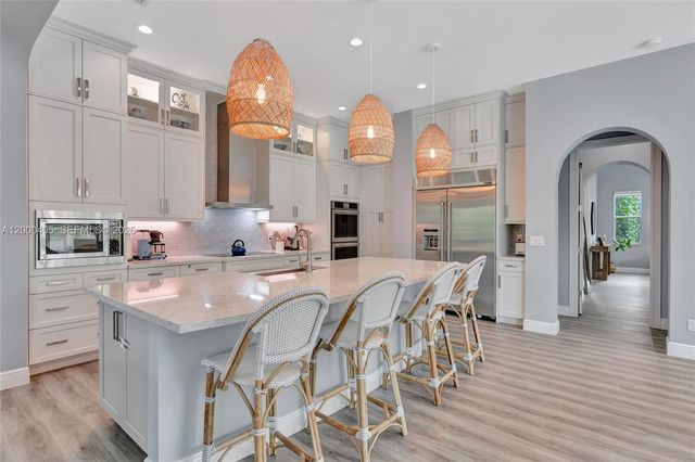 8150 SE Grassy Hollow Trl, Jupiter, FL 33458
