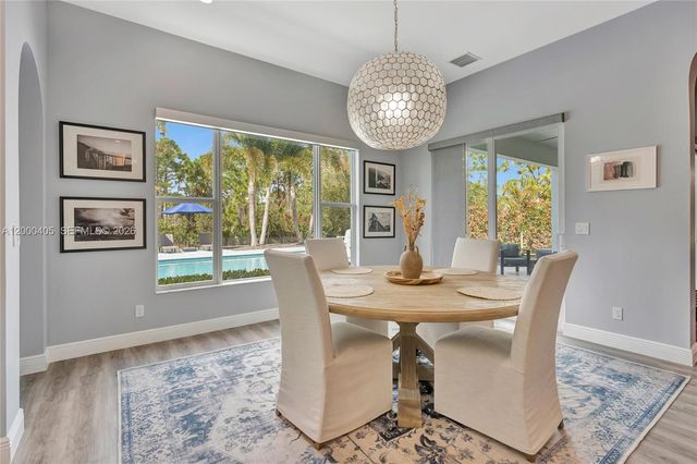 8150 SE Grassy Hollow Trl, Jupiter, FL 33458