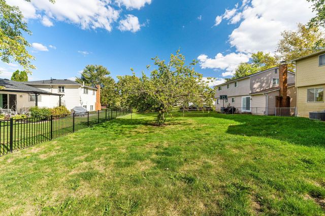 1294 Clydesdale Court, Columbus, OH 43229