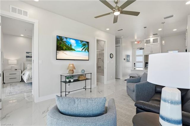 855 Lagoon ST 1, Fort Myers Beach, FL 33931