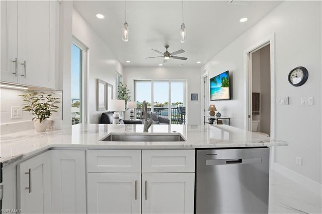 855 Lagoon ST 1, Fort Myers Beach, FL 33931