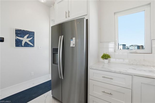 855 Lagoon ST 1, Fort Myers Beach, FL 33931