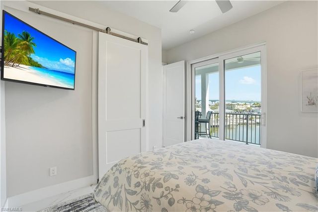 855 Lagoon ST 1, Fort Myers Beach, FL 33931