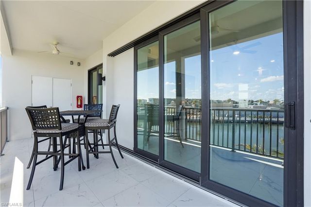 855 Lagoon ST 1, Fort Myers Beach, FL 33931