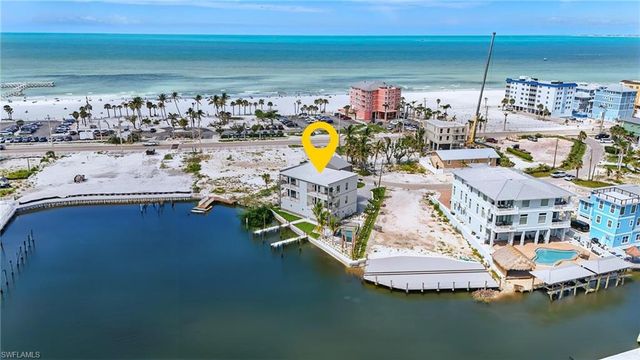 855 Lagoon ST 1, Fort Myers Beach, FL 33931