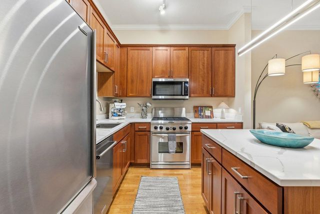 370 Marshall Avenue 102, Saint Paul, MN 55102