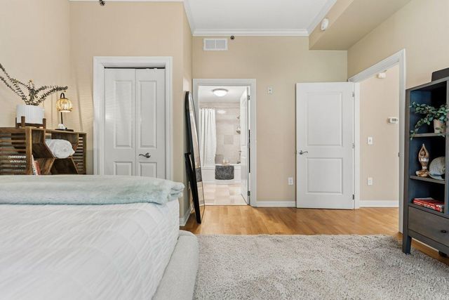 370 Marshall Avenue 102, Saint Paul, MN 55102