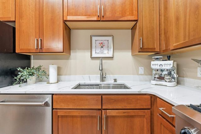370 Marshall Avenue 102, Saint Paul, MN 55102