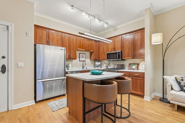 370 Marshall Avenue 102, Saint Paul, MN 55102