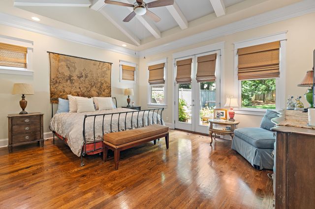 3808 Cross Creek Rd, Nashville, TN 37215