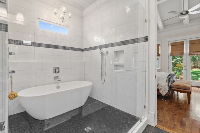 3808 Cross Creek Rd, Nashville, TN 37215