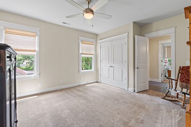 3808 Cross Creek Rd, Nashville, TN 37215