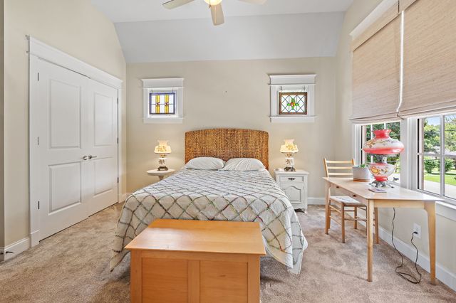 3808 Cross Creek Rd, Nashville, TN 37215