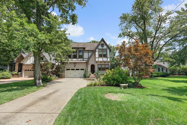 3808 Cross Creek Rd, Nashville, TN 37215