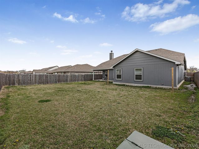 7403 E 87th Street N, Owasso, OK 74055