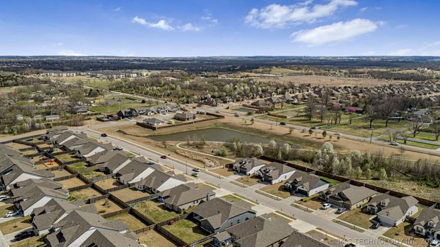 7403 E 87th Street N, Owasso, OK 74055