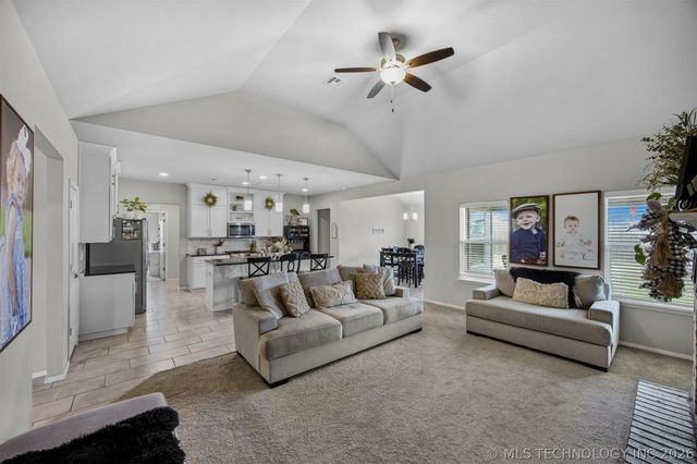 7403 E 87th Street N, Owasso, OK 74055