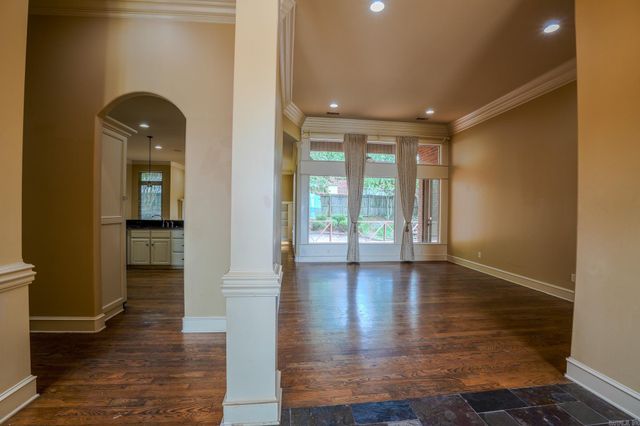 44 Longwell Loop, Little Rock, AR 72211