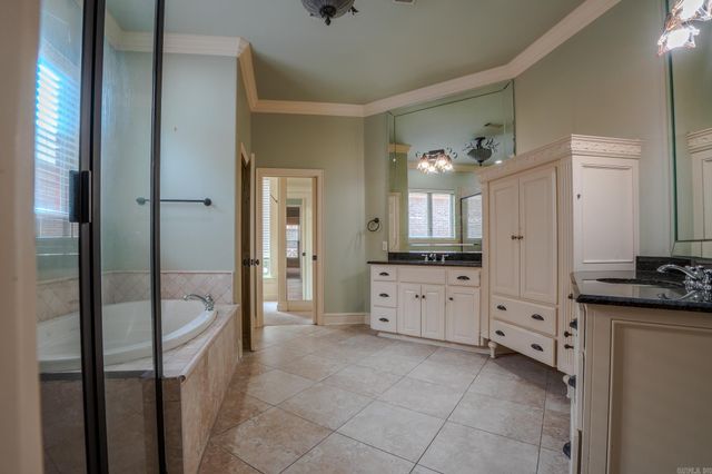 44 Longwell Loop, Little Rock, AR 72211