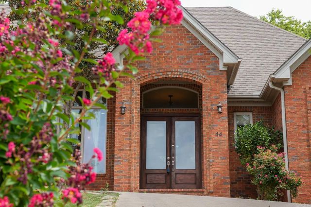 44 Longwell Loop, Little Rock, AR 72211