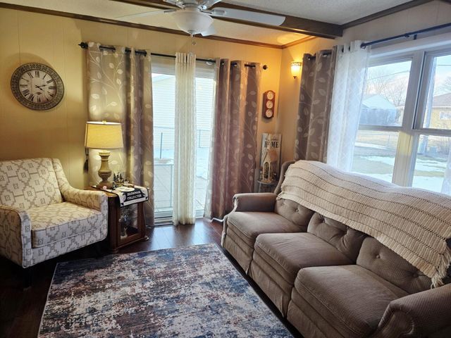 2109 4th Avenue SE, Austin, MN 55912