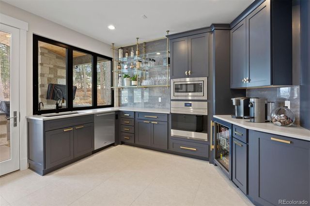 948 Country Club Parkway, Castle Rock, CO 80108